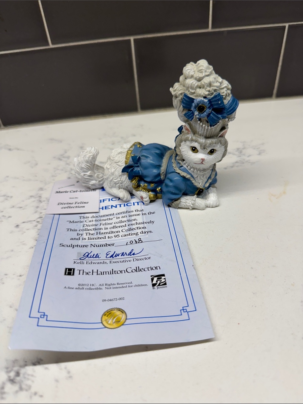 The Hamilton Collection, Cat